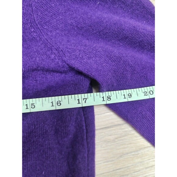 Lord & Taylor Womens Purple Cashmere Cardigan Size Medium Button Up - Picture 6 of 8